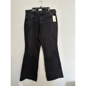 Universal Thread Women's Black High Rise Flare Jeans Size 14 Reg Comfort Stretch